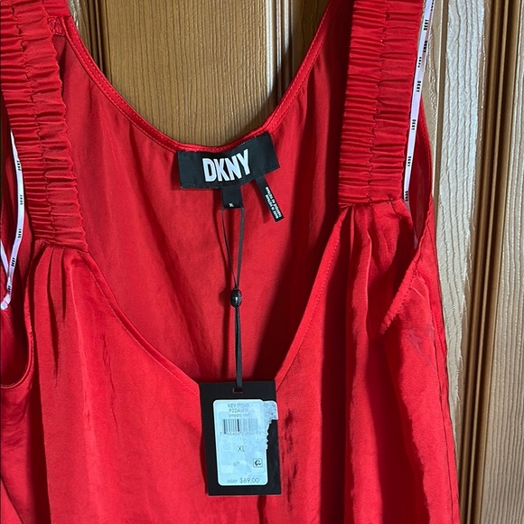 Women’s NWT DKNY Red Smocked Tank Top - Picture 2 of 6